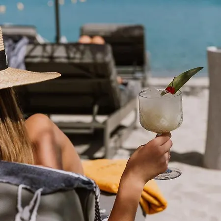 Margarita Sea Side Hotel 4*